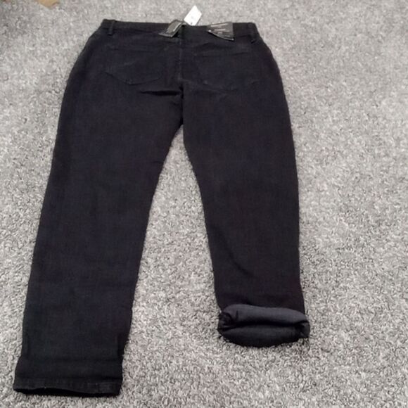 Banana Republic Relaxed Fit black Girlfriend Jeans. ripped knees Size 25/ 0 NWT - Picture 4 of 4